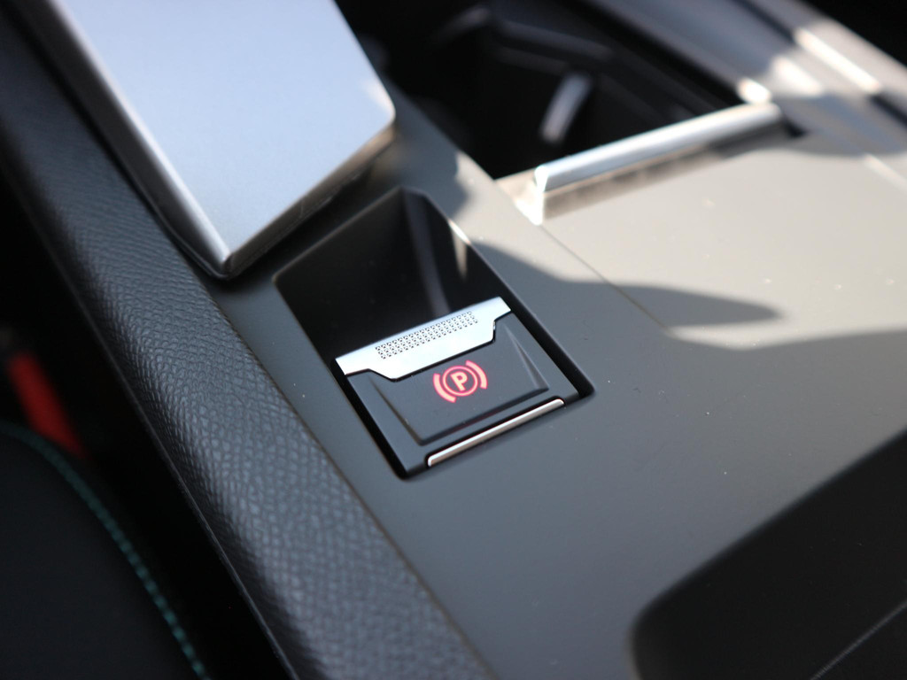 Peugeot 308 (JSN84F) met abonnement