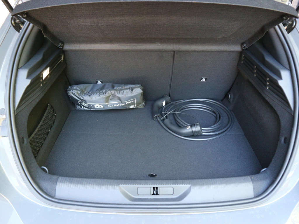 Peugeot 308 (JSN84F) met abonnement