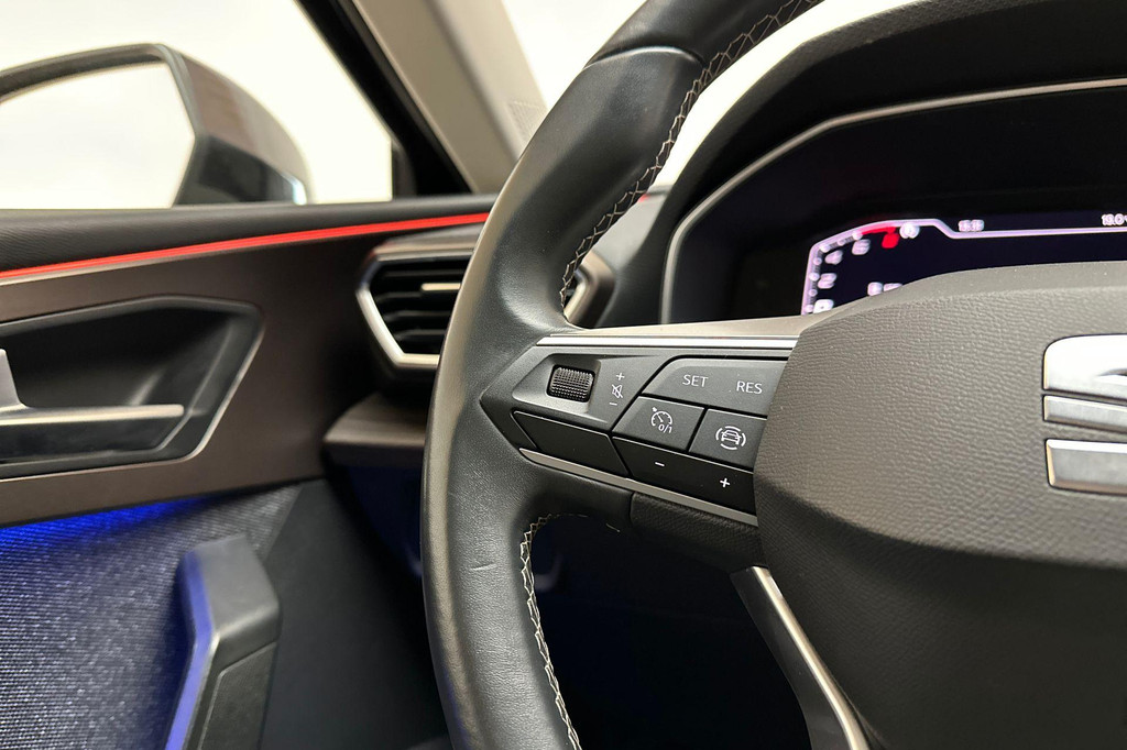 Seat Leon (KGH74P) met abonnement