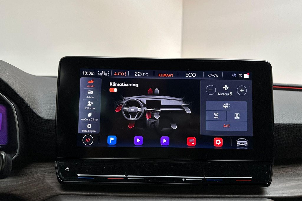 Seat Leon (KGH74P) met abonnement