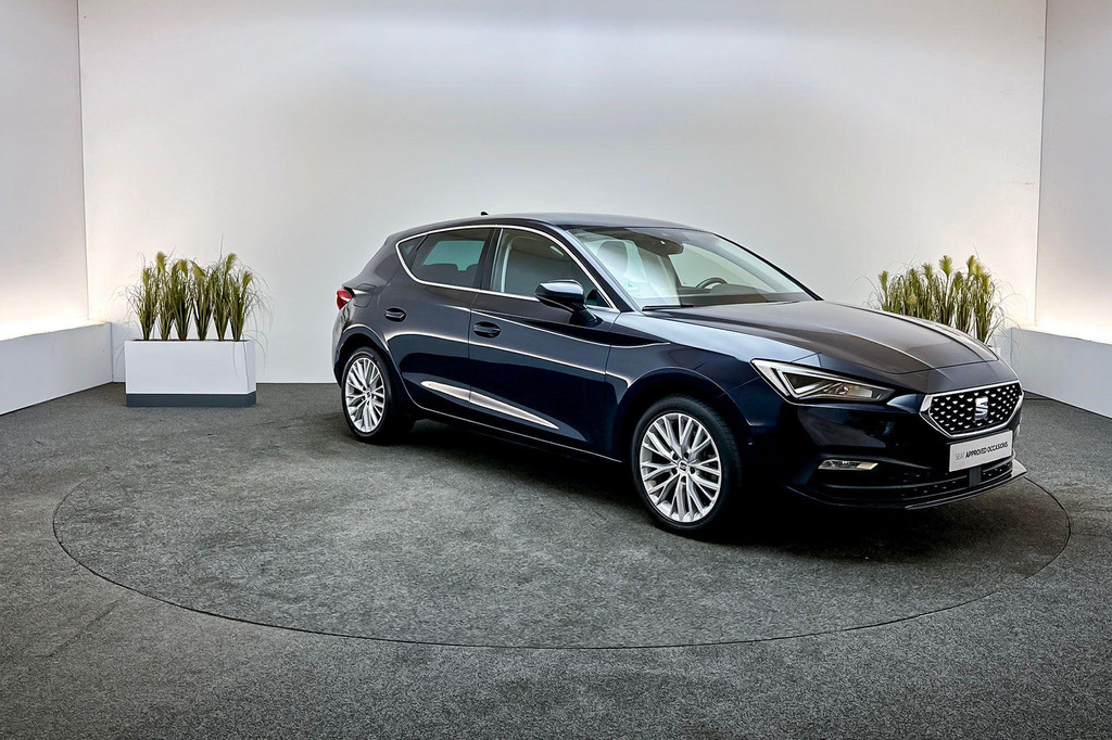 Seat Leon (KGH74P) met abonnement