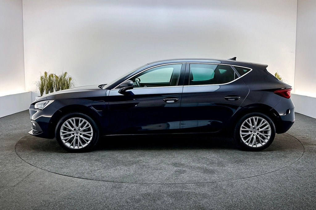 Seat Leon (KGH74P) met abonnement