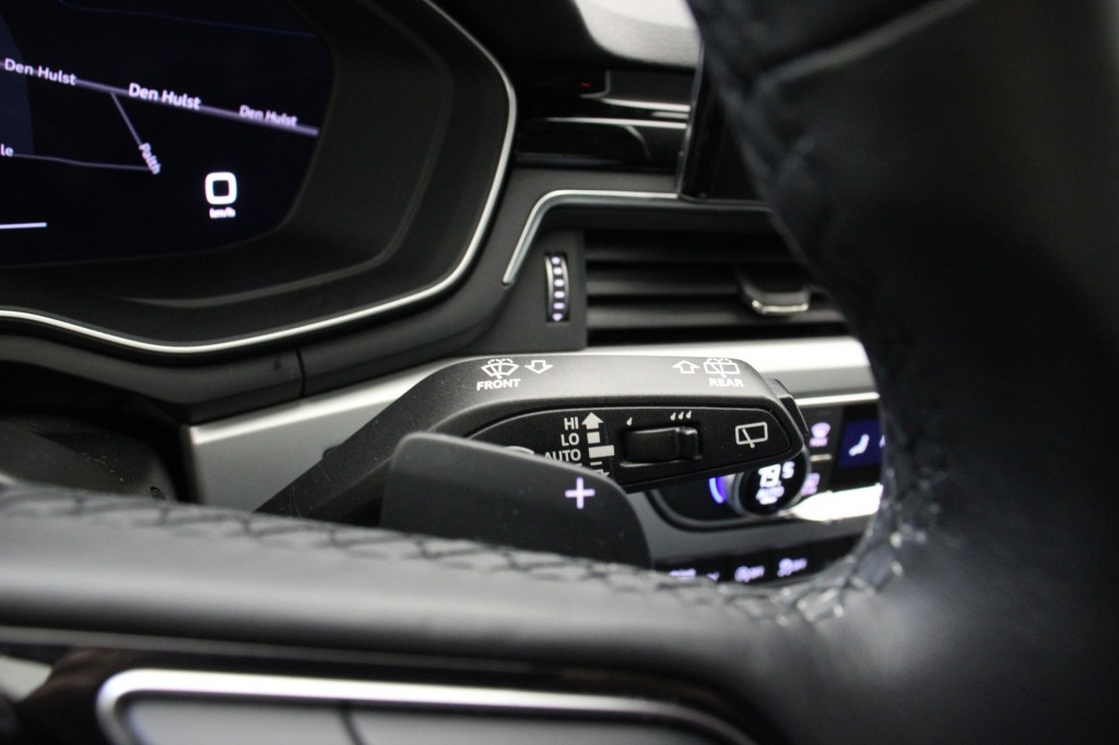 Audi A4 (T709FN) met abonnement