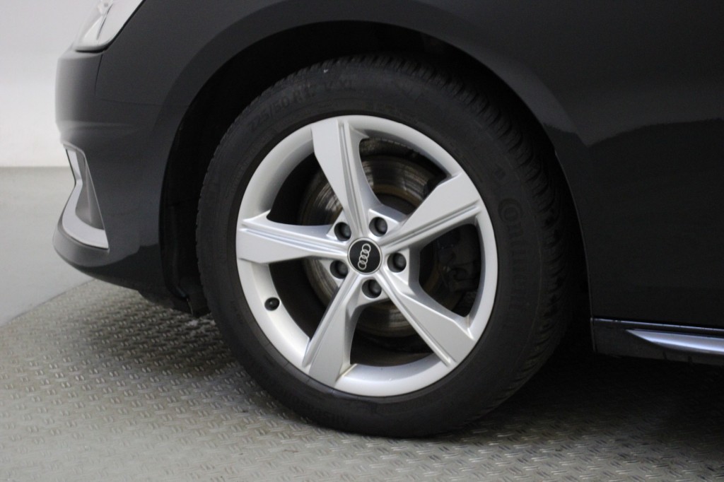 Audi A4 (T709FN) met abonnement