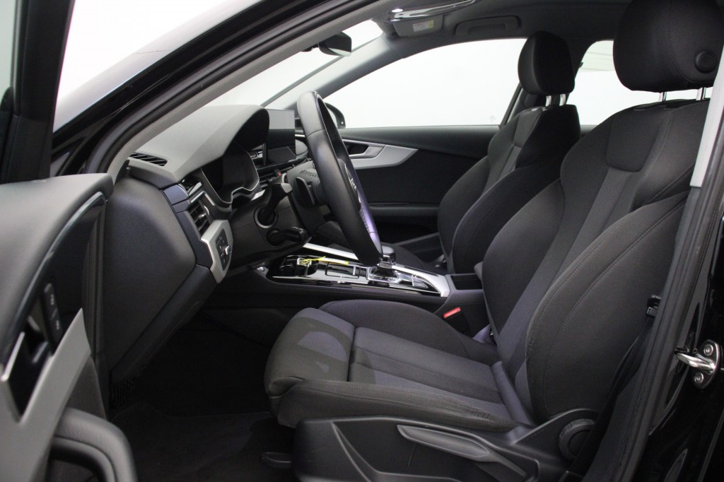 Audi A4 (T709FN) met abonnement