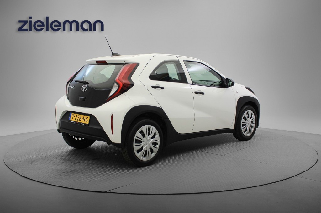 Toyota Aygo X (T226HG) met abonnement