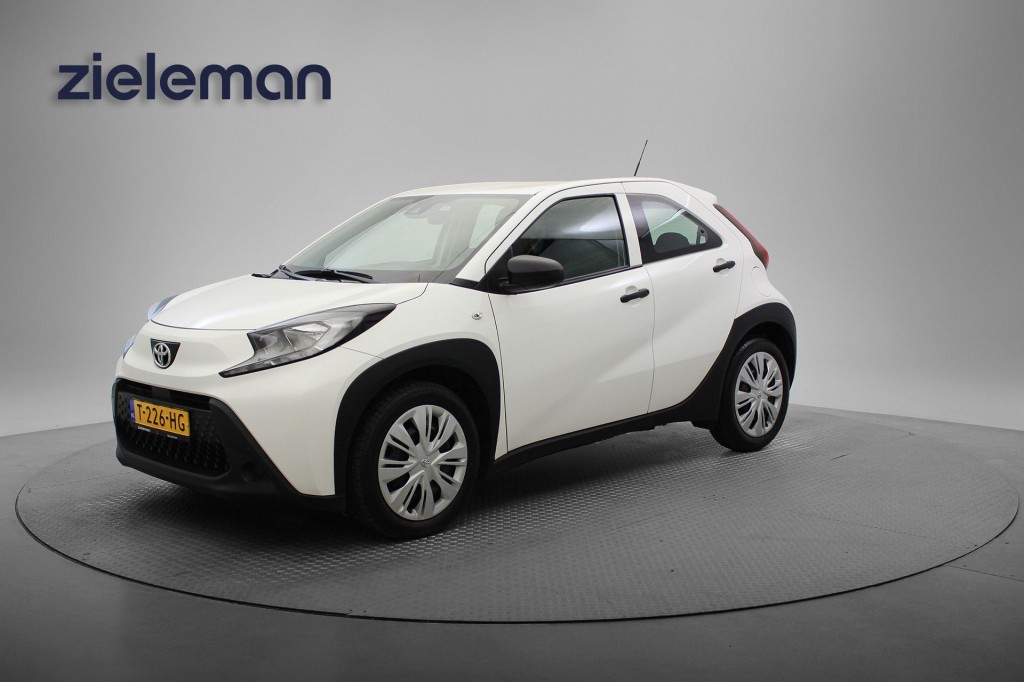 Toyota Aygo X (T226HG) met abonnement