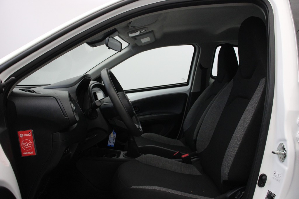 Toyota Aygo X (T226HG) met abonnement