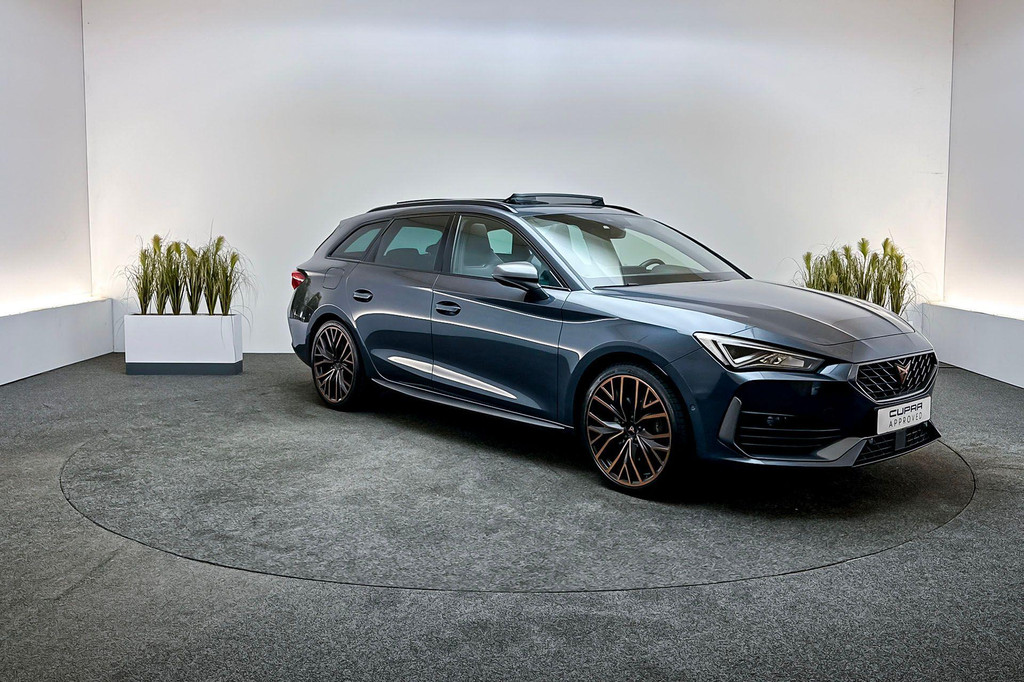 CUPRA Leon Sportstourer (KGG08H) met abonnement
