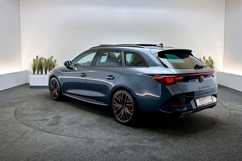 CUPRA Leon Sportstourer (KGG08H) met abonnement