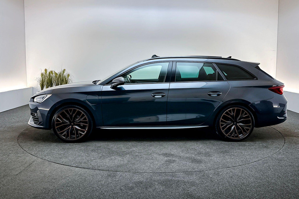 CUPRA Leon Sportstourer (KGG08H) met abonnement