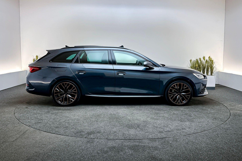 CUPRA Leon Sportstourer (KGG08H) met abonnement