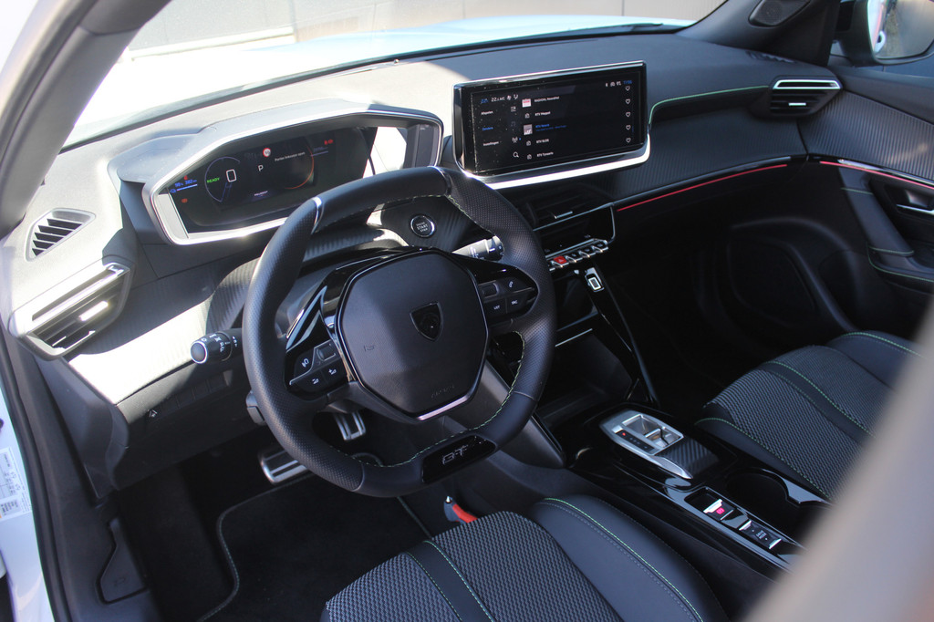 Peugeot e-2008 (GRB97R) met abonnement