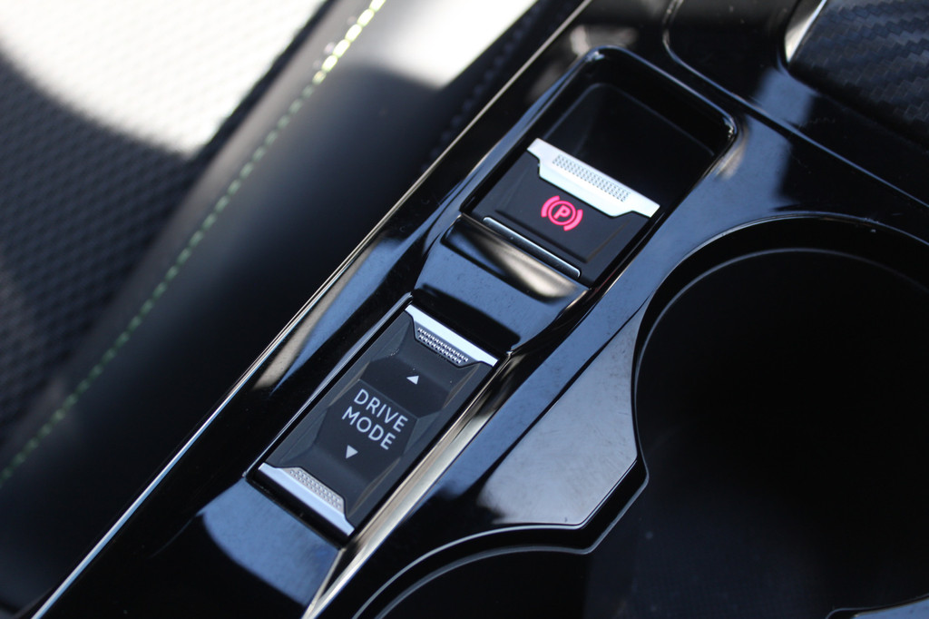 Peugeot e-2008 (GRB97R) met abonnement