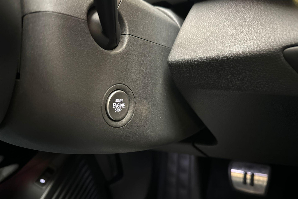 Volkswagen ID.4 (KGL47P) met abonnement