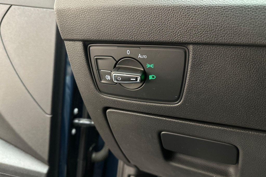 Volkswagen Passat (KGJ87X) met abonnement