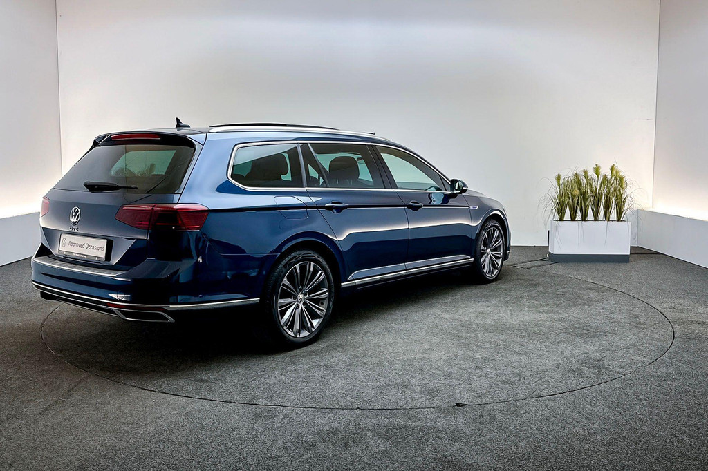 Volkswagen Passat (KGJ87X) met abonnement