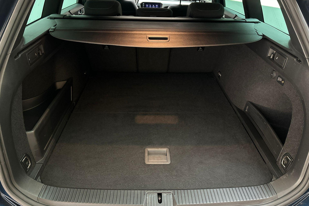 Volkswagen Passat (KGJ87X) met abonnement