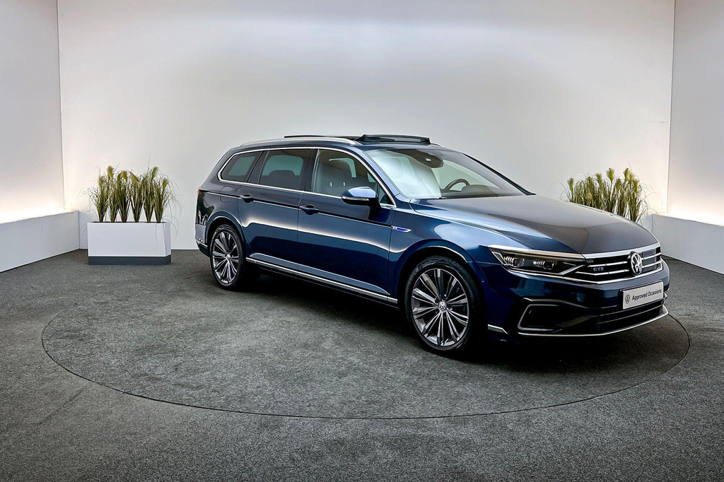 Volkswagen Passat (KGJ87X) met abonnement