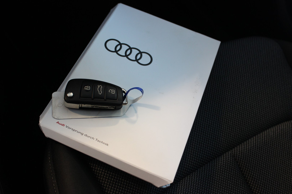 Audi Q2 (S309VD) met abonnement