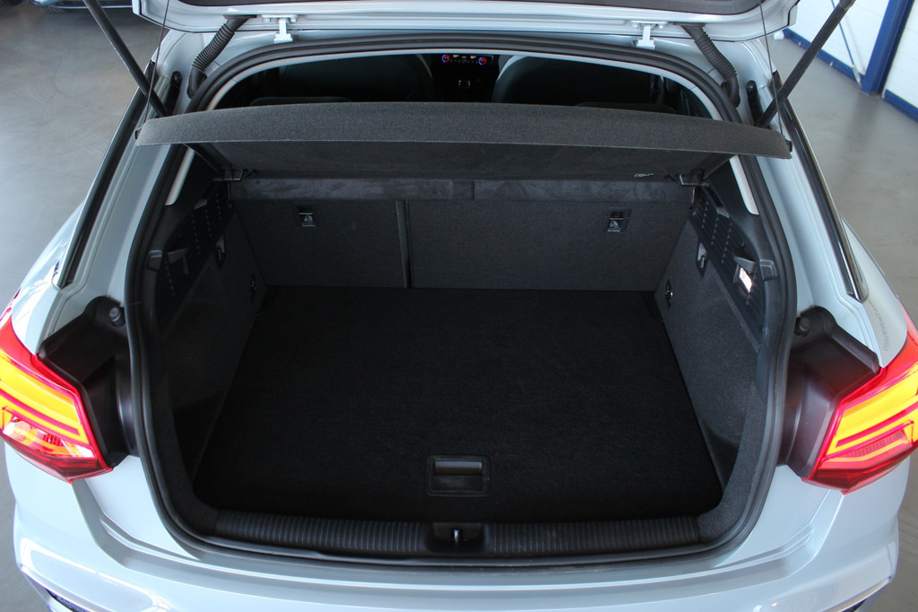 Audi Q2 (S309VD) met abonnement