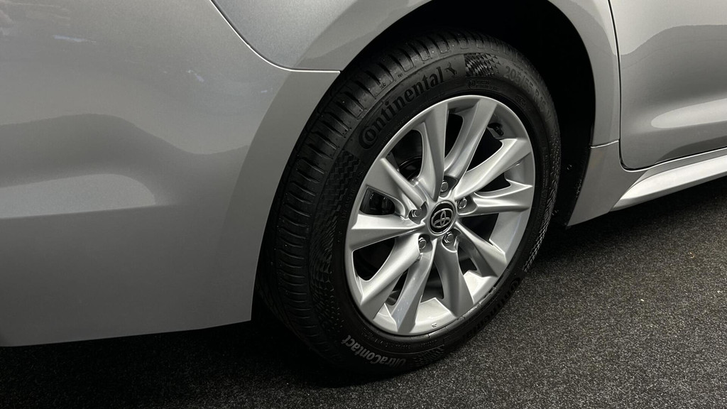 Toyota Corolla Touring Sports (T060VG) met abonnement