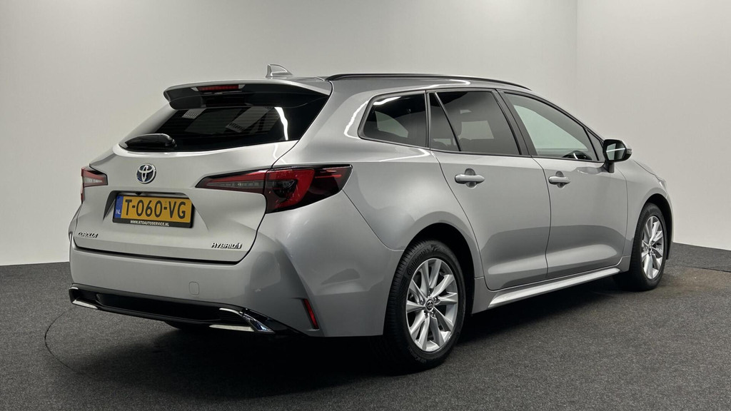 Toyota Corolla Touring Sports (T060VG) met abonnement