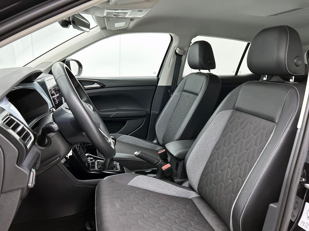 Volkswagen T-Cross (KGK43B) met abonnement