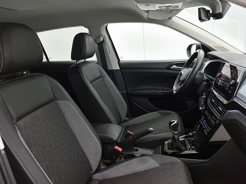 Volkswagen T-Cross (KGK43B) met abonnement