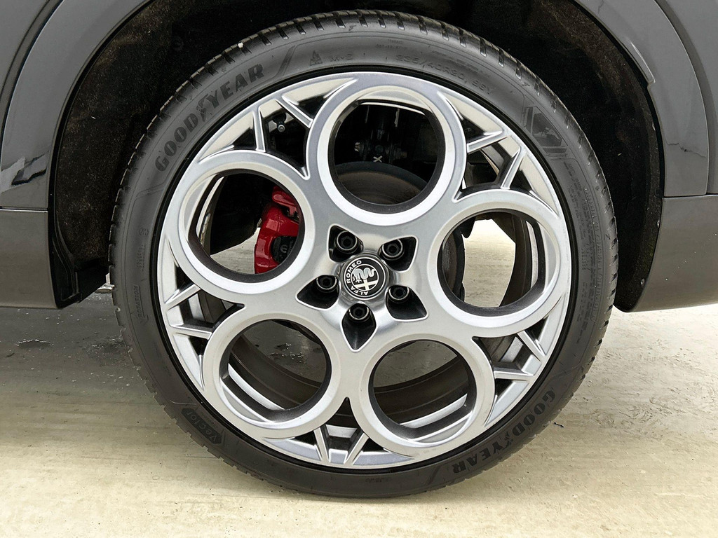 Alfa Romeo Tonale (KFT70K) met abonnement
