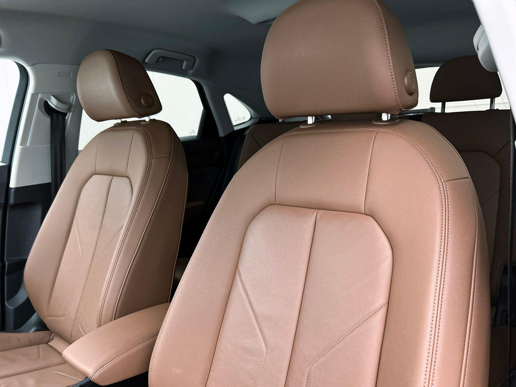 Audi Q3 Sportback (KHD12B) met abonnement
