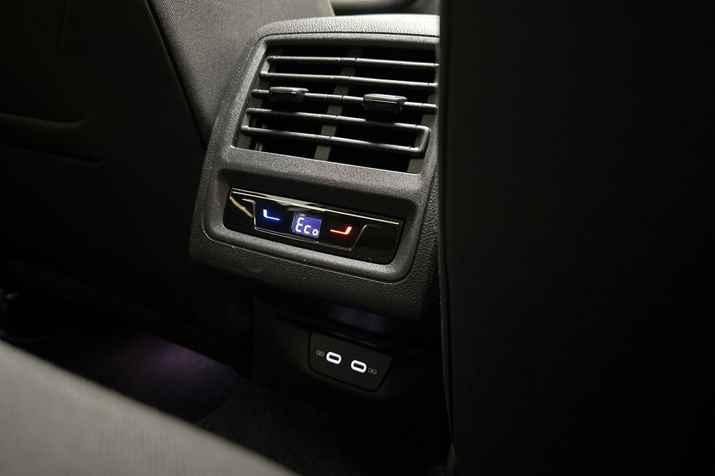 Volkswagen Golf (KGV49F) met abonnement