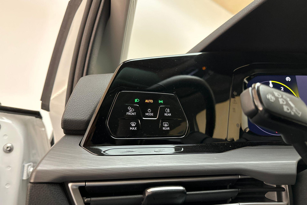 Volkswagen Golf (KGV49F) met abonnement