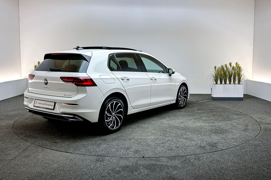 Volkswagen Golf (KGV49F) met abonnement