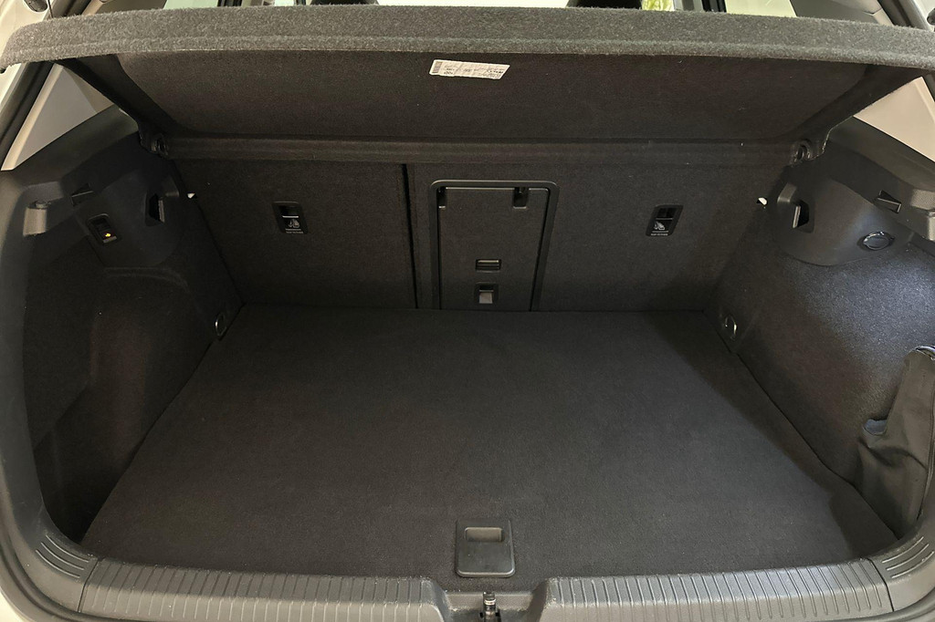 Volkswagen Golf (KGV49F) met abonnement