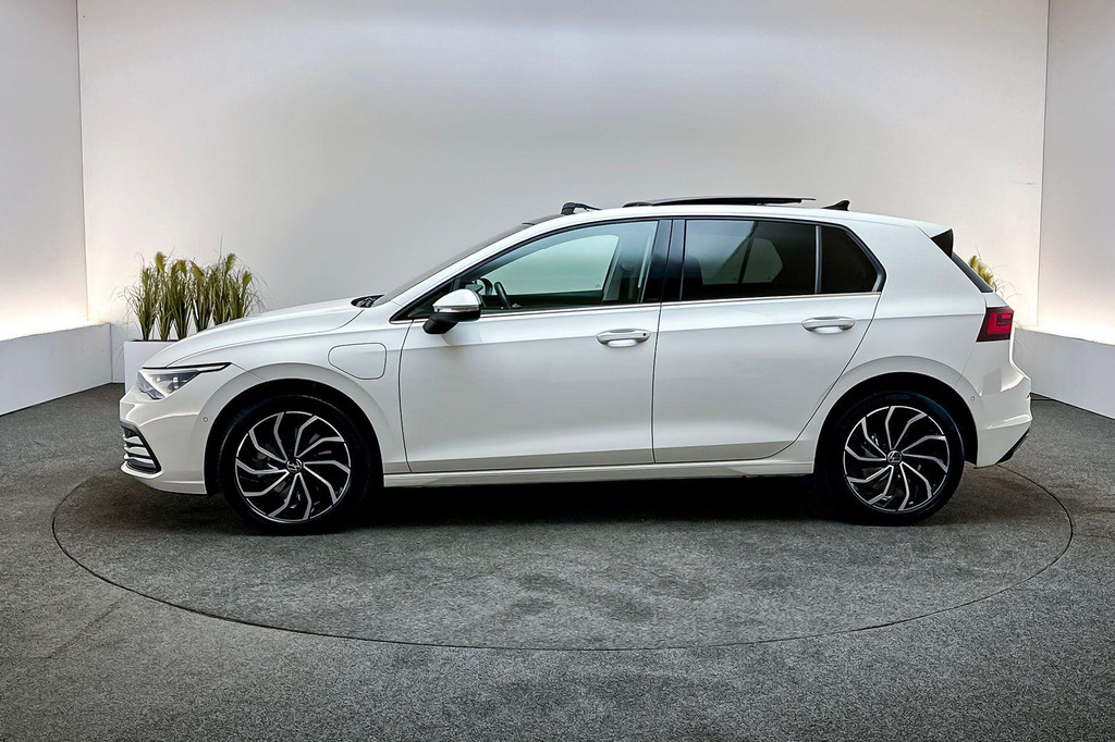 Volkswagen Golf (KGV49F) met abonnement