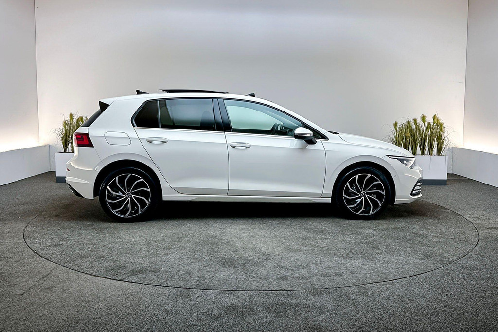 Volkswagen Golf (KGV49F) met abonnement