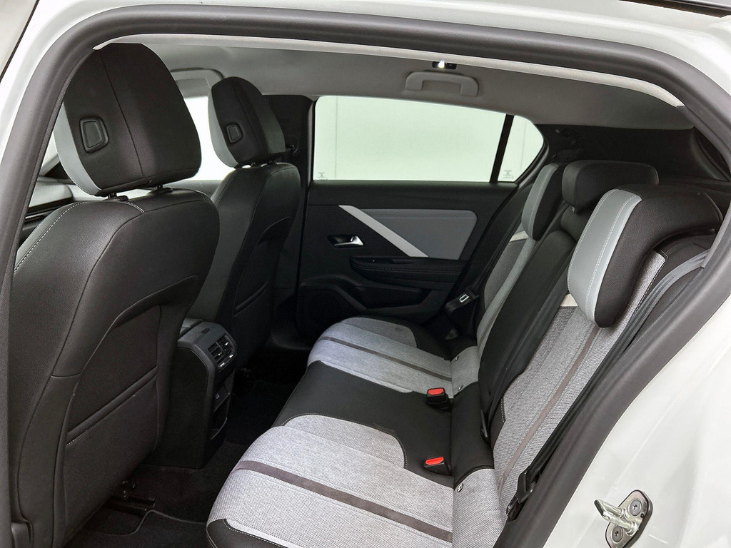 Opel Astra (JZV27K) met abonnement