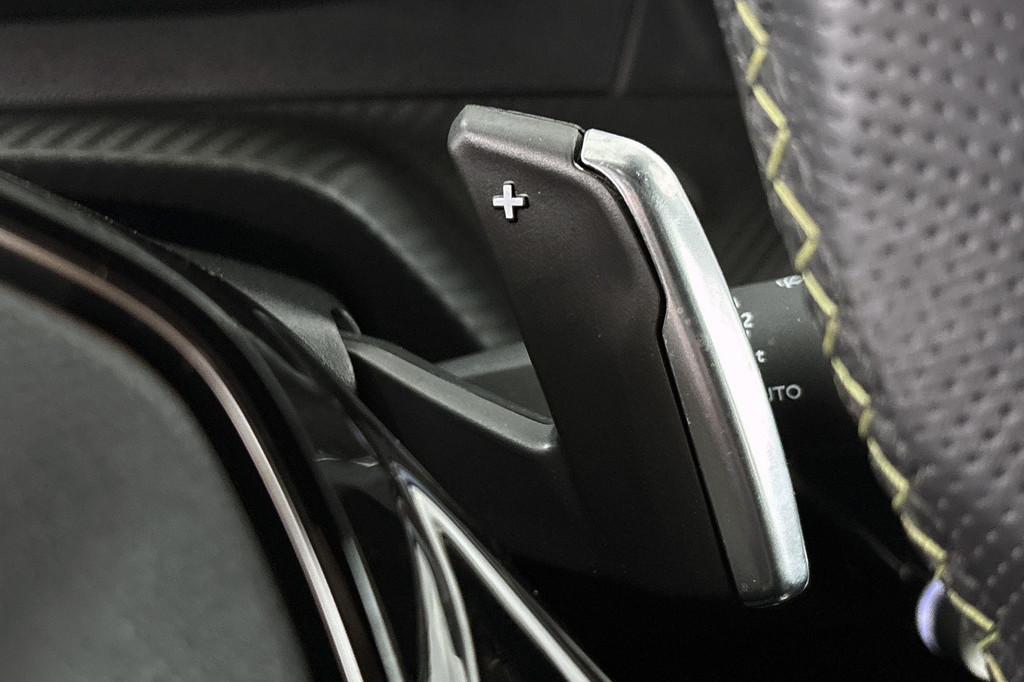 Peugeot 2008 (HTP89S) met abonnement