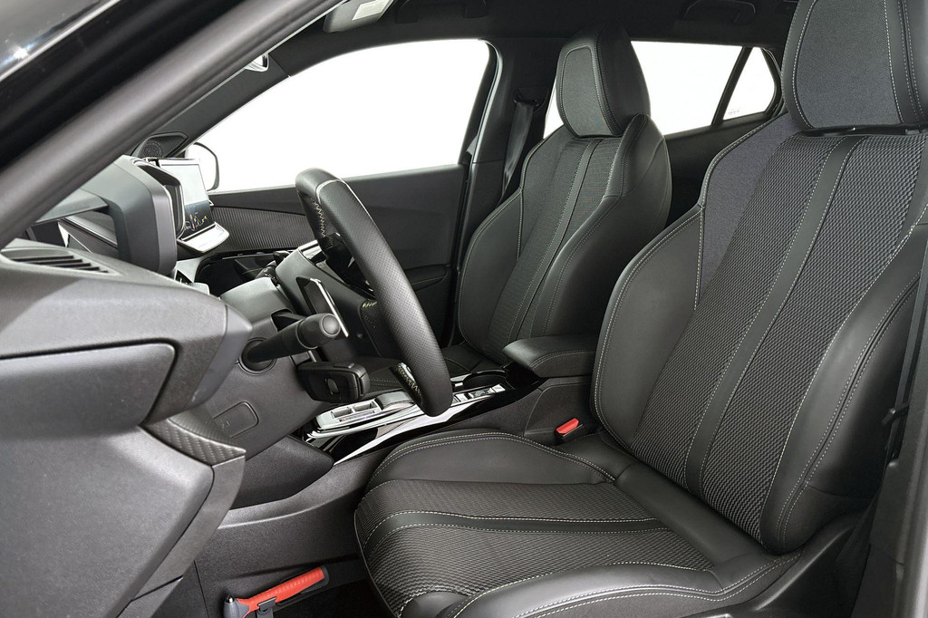 Peugeot 2008 (HTP89S) met abonnement