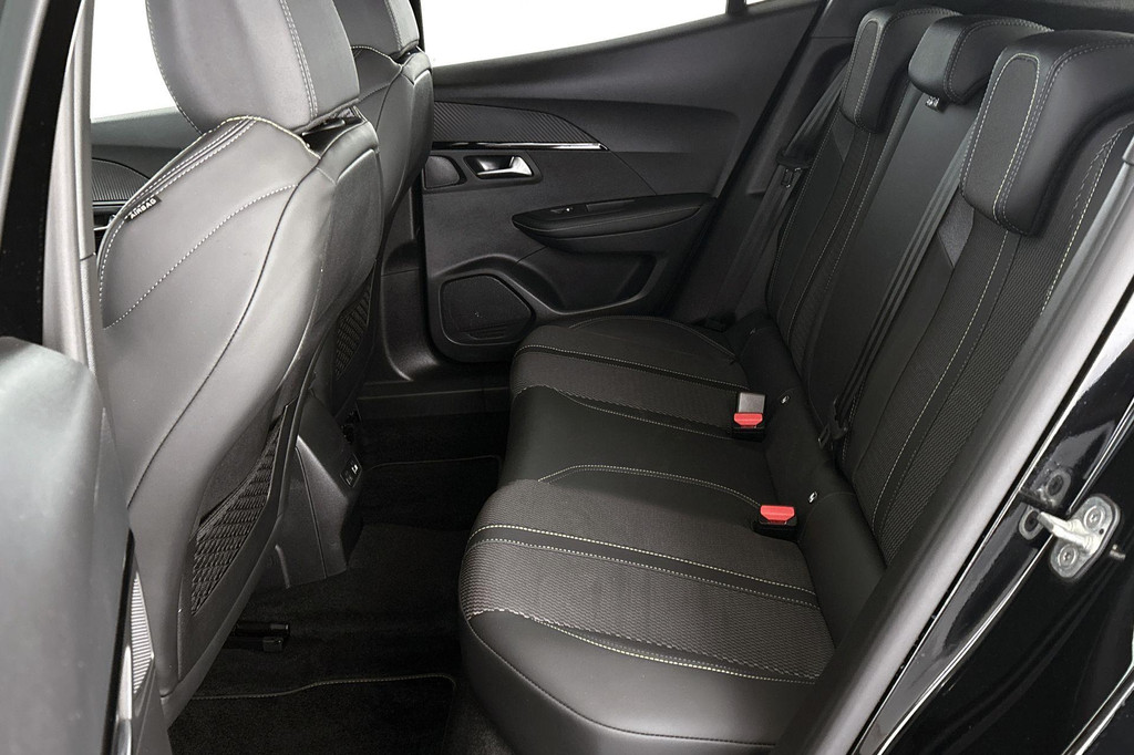 Peugeot 2008 (HTP89S) met abonnement