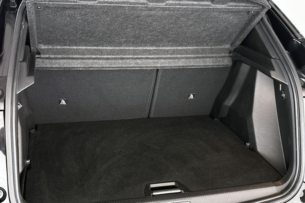 Peugeot 2008 (HTP89S) met abonnement