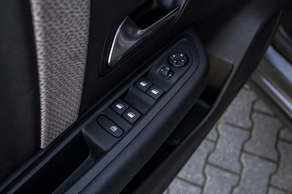 Citroën Ë-C4 (X344ZV) met abonnement