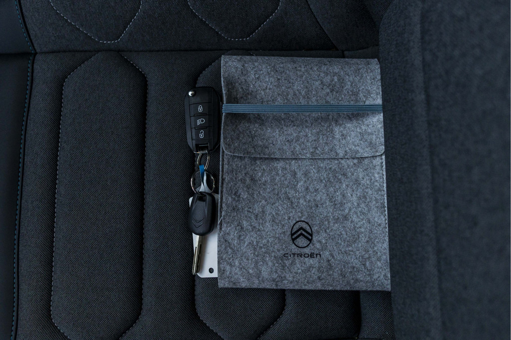 Citroën Ë-C4 (X344ZV) met abonnement
