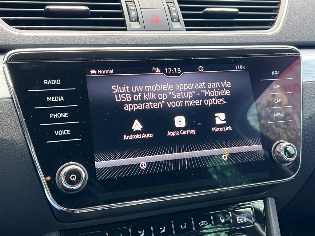 ŠKODA Superb (JZX96S) met abonnement