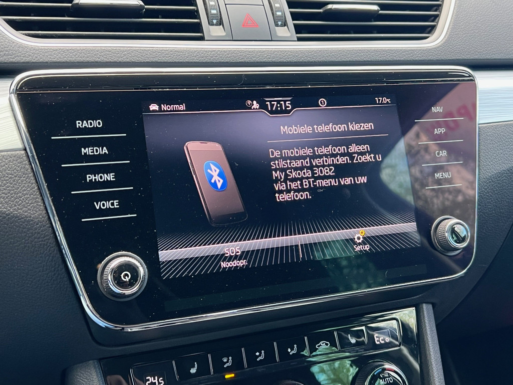 ŠKODA Superb (JZX96S) met abonnement