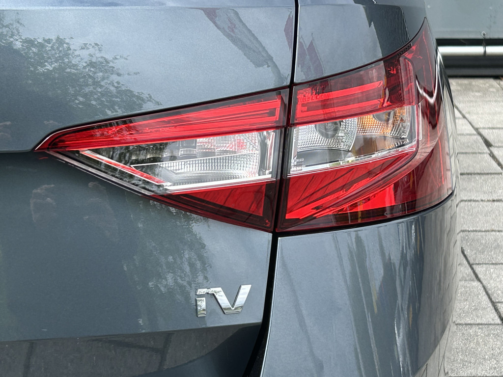 ŠKODA Superb (JZX96S) met abonnement