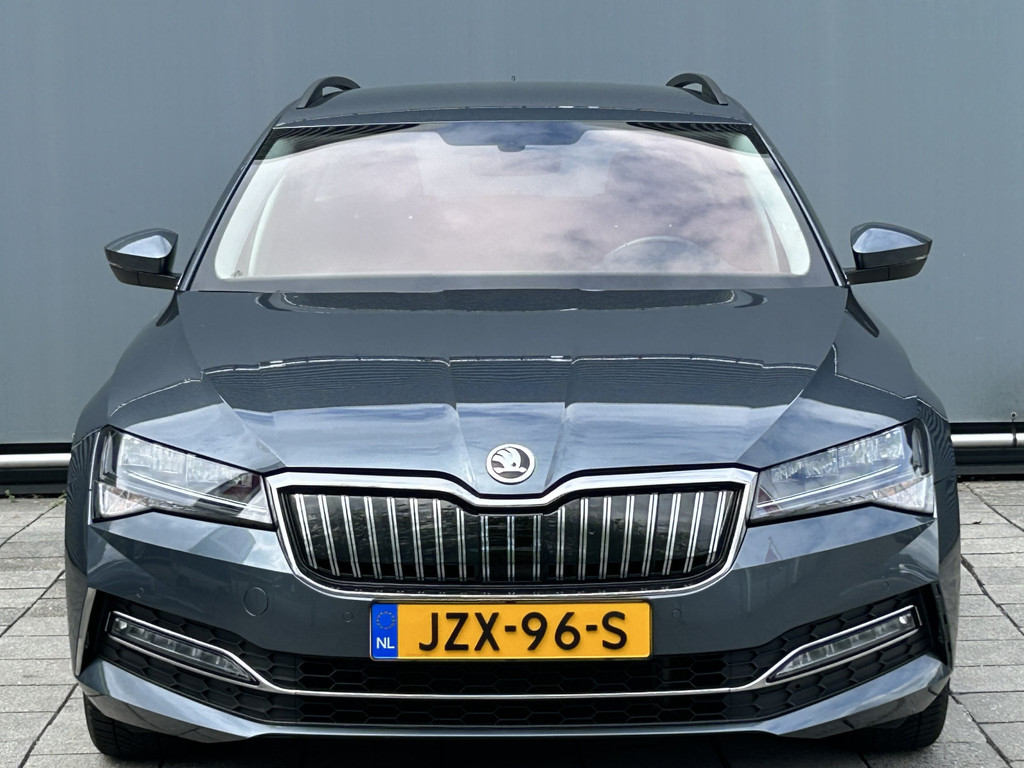 ŠKODA Superb (JZX96S) met abonnement