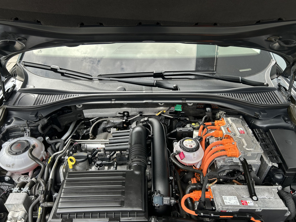 ŠKODA Superb (JZX96S) met abonnement