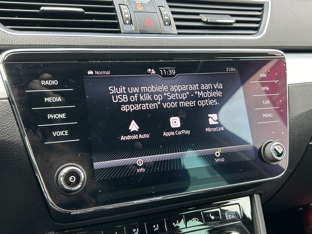 ŠKODA Superb (JZX96S) met abonnement